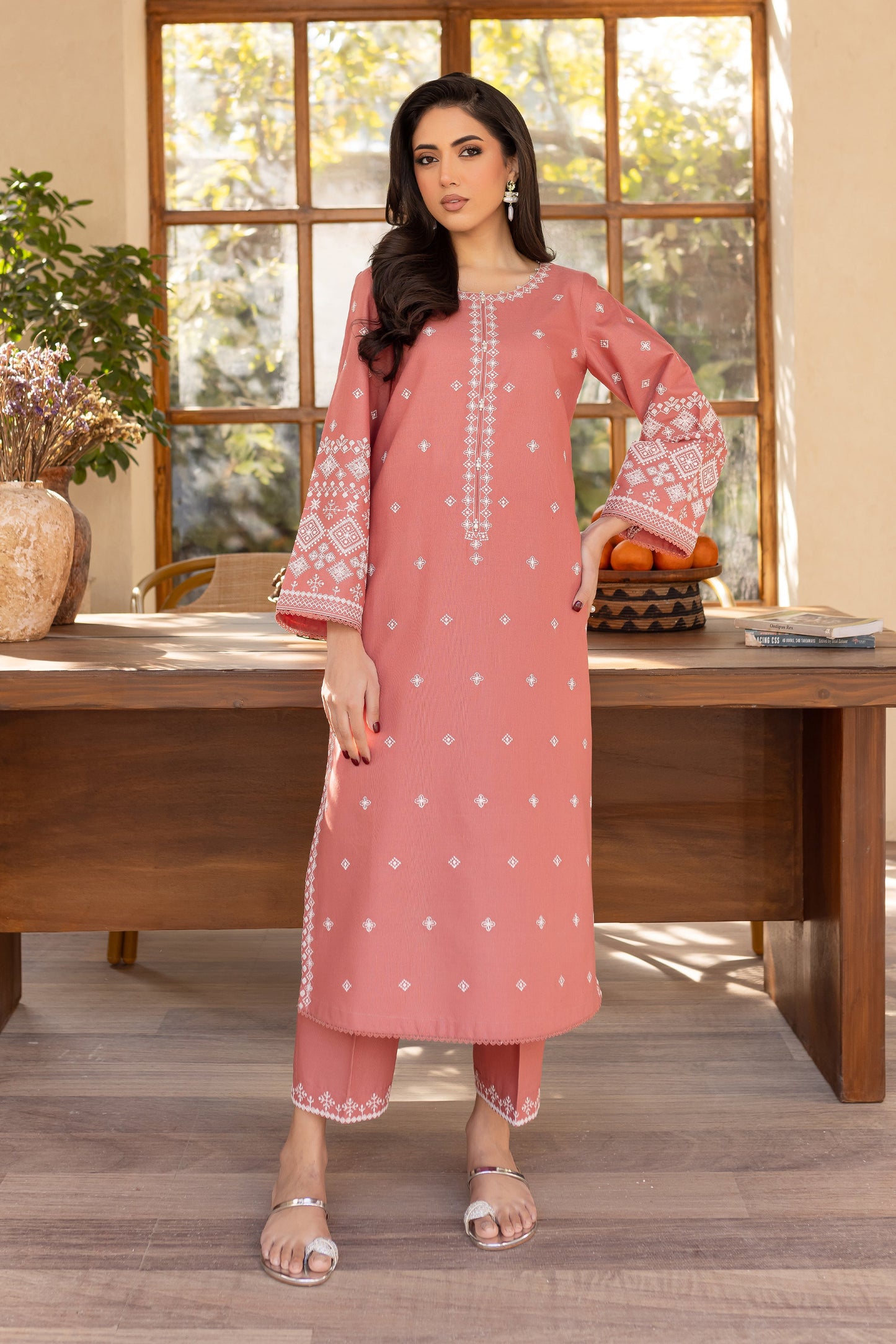 BATIQ Embroidered Summer Lawn 2 Pcs Suit