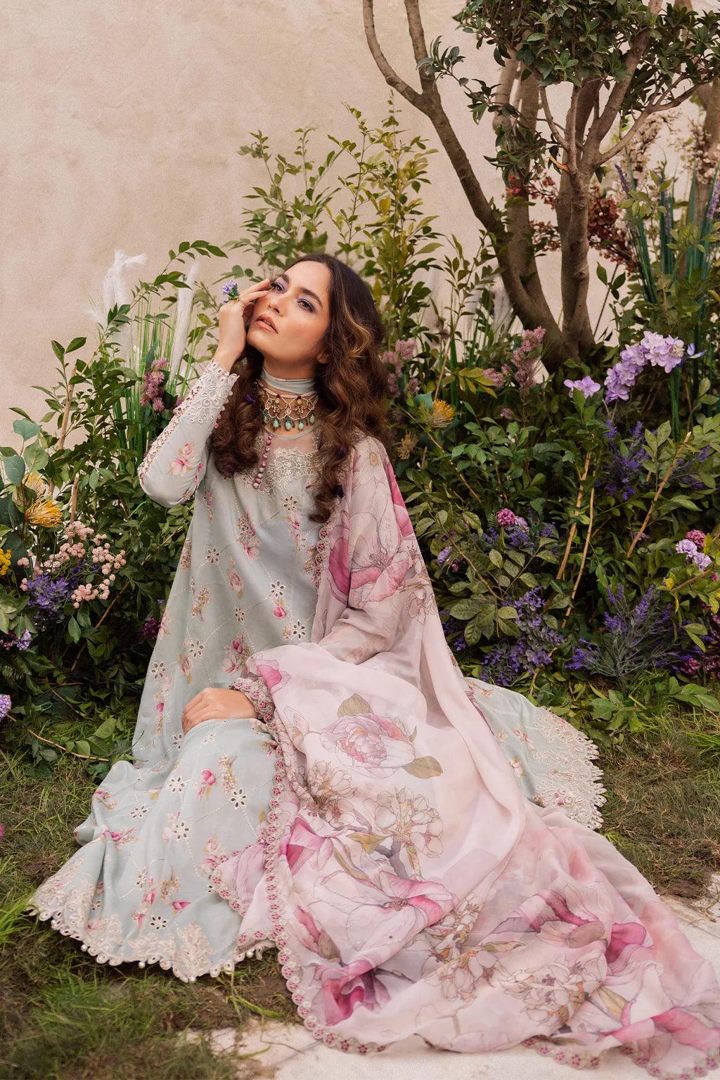 Iznik Luxury Lawn Embroidered Unstitched 3 Pcs Suit