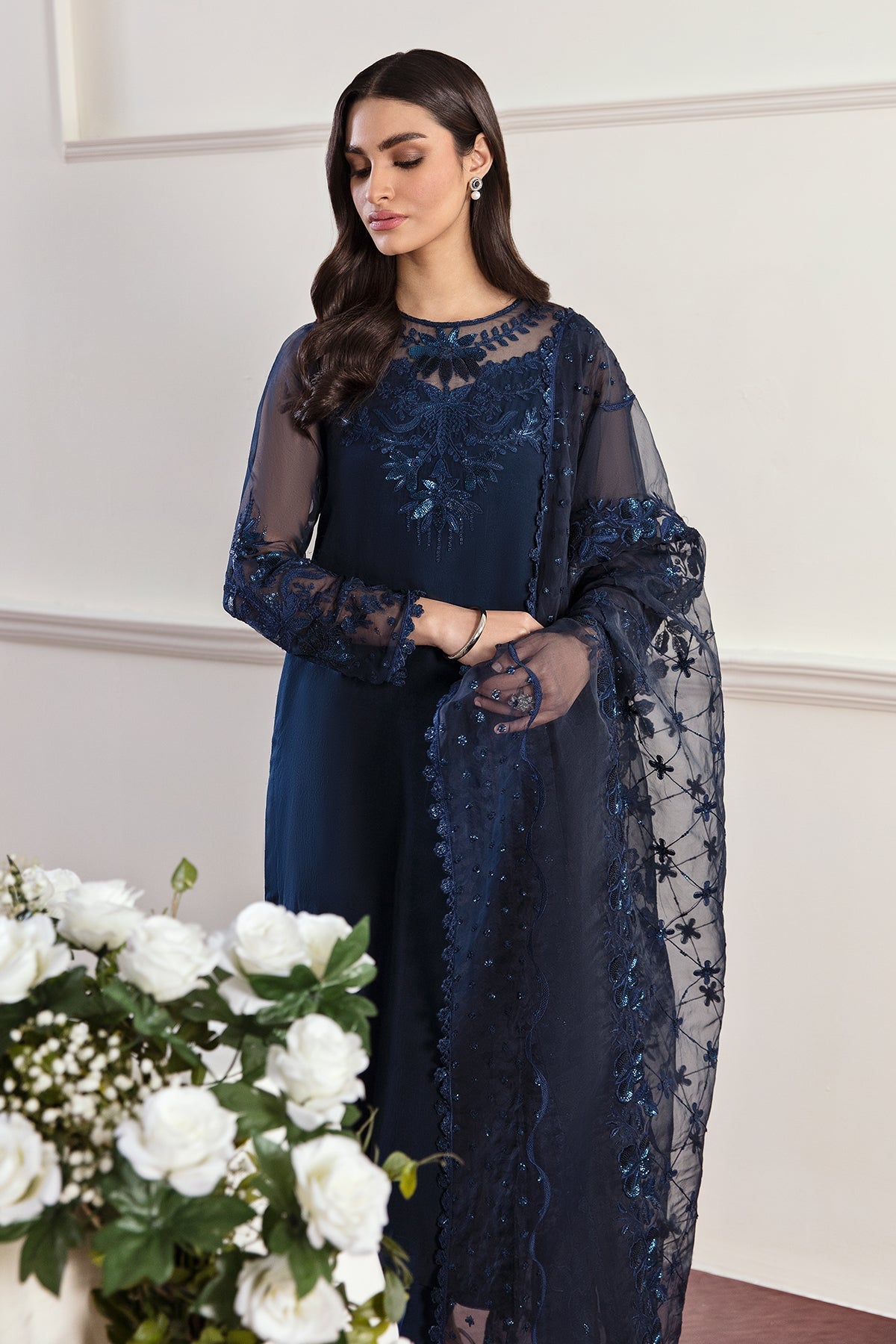 Embroidered Chiffon Unstitched 3 Pcs Suit