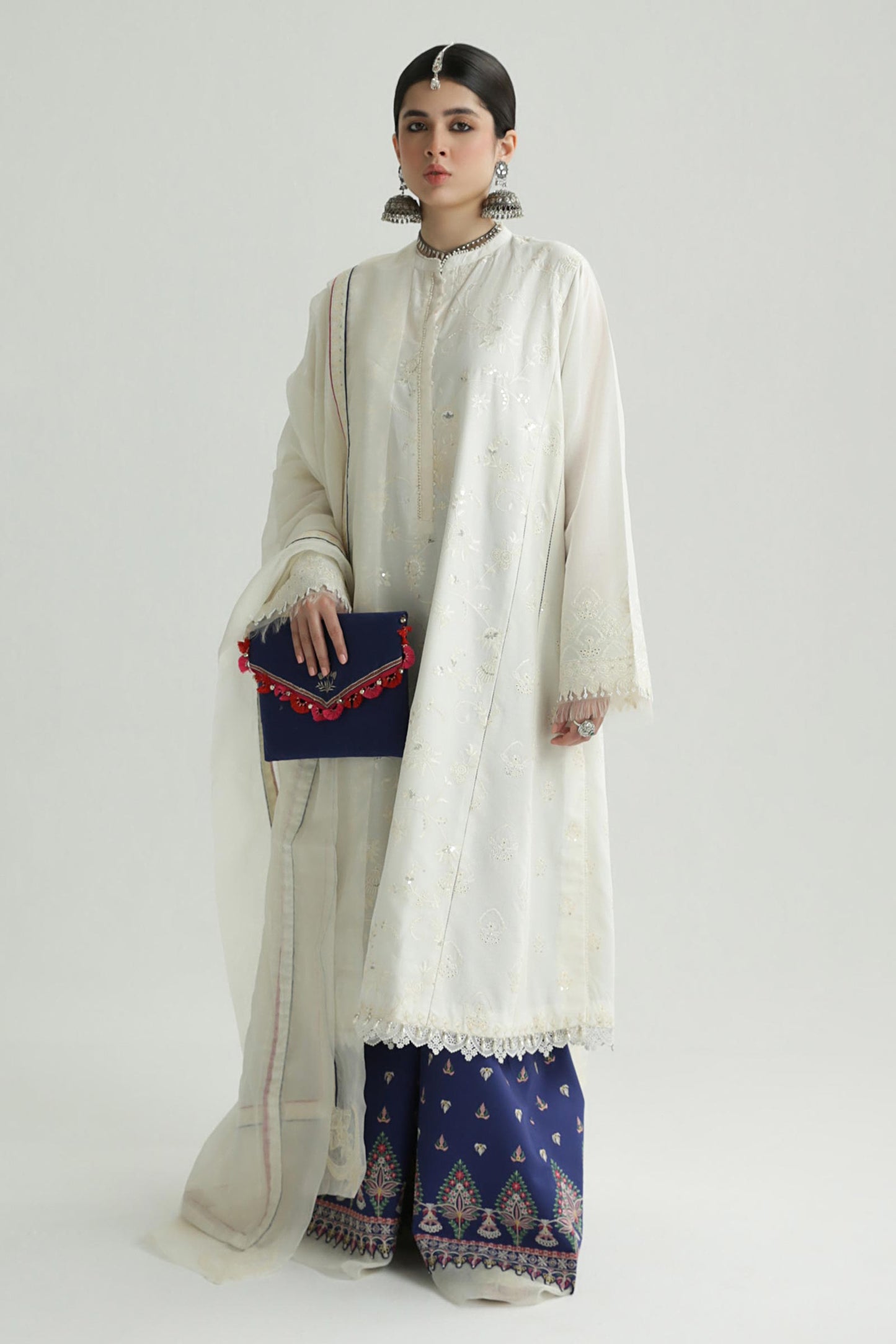 Zara Shahjahan Luxury Embroidered Lawn 3 Pcs Suit