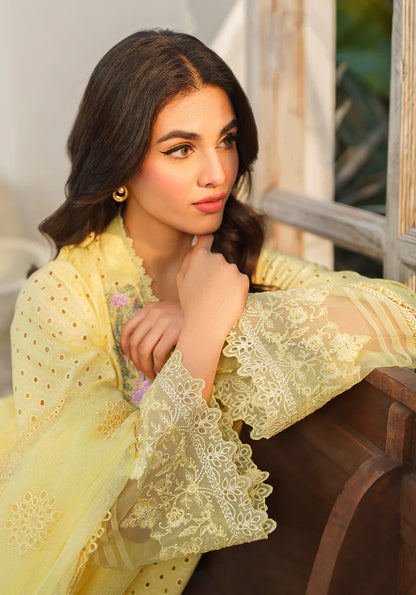 Zarqash Luxury Lawn with Chiffon Embroidered Dupatta 3 Pcs Suit