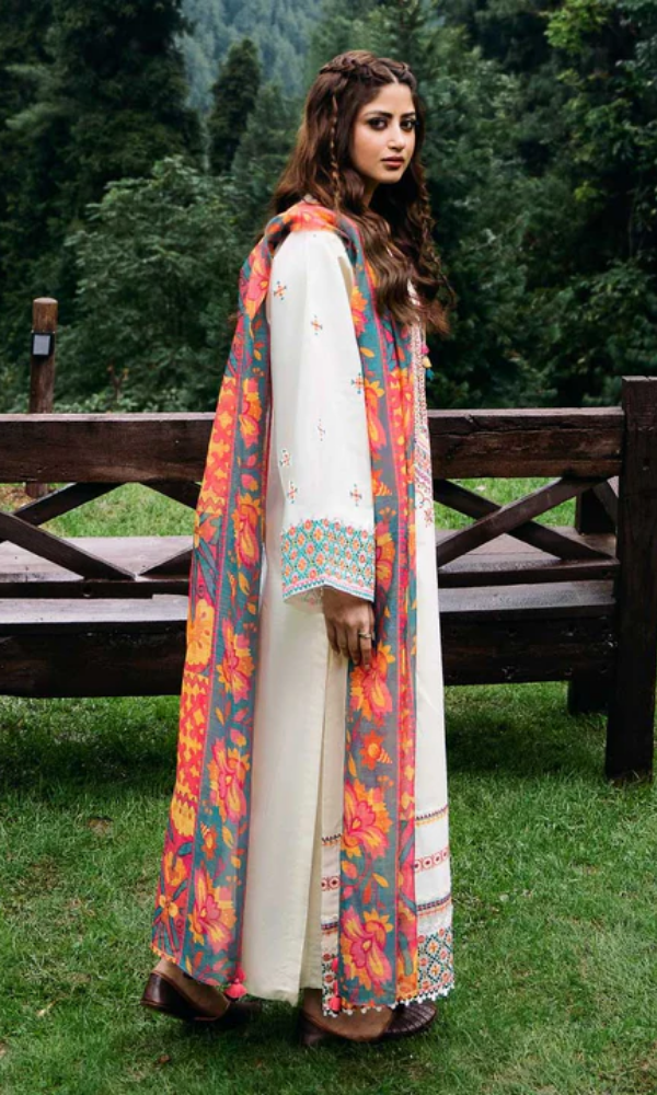 Sapphire Luxury Embroidered Lawn With Voil Diamond Dupatta 3 Pcs Suit