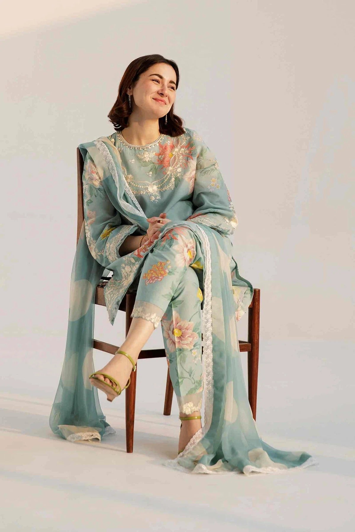 CoCo By ZARA SHAH JAHAN Luxury lawn 3vPcs Suit